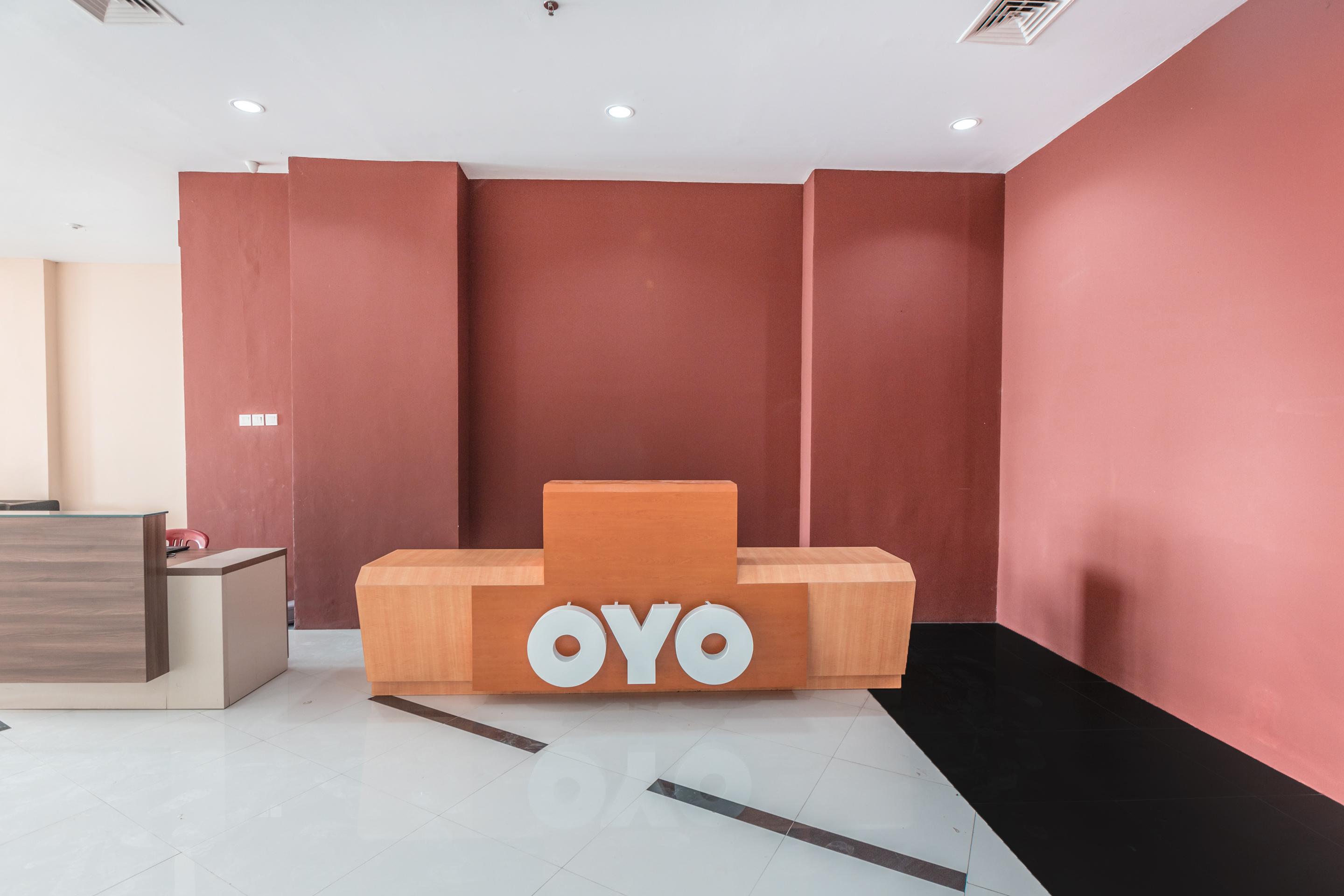 Oyo Flagship 766 Prima Orchard Hotel Bekasi Exterior photo