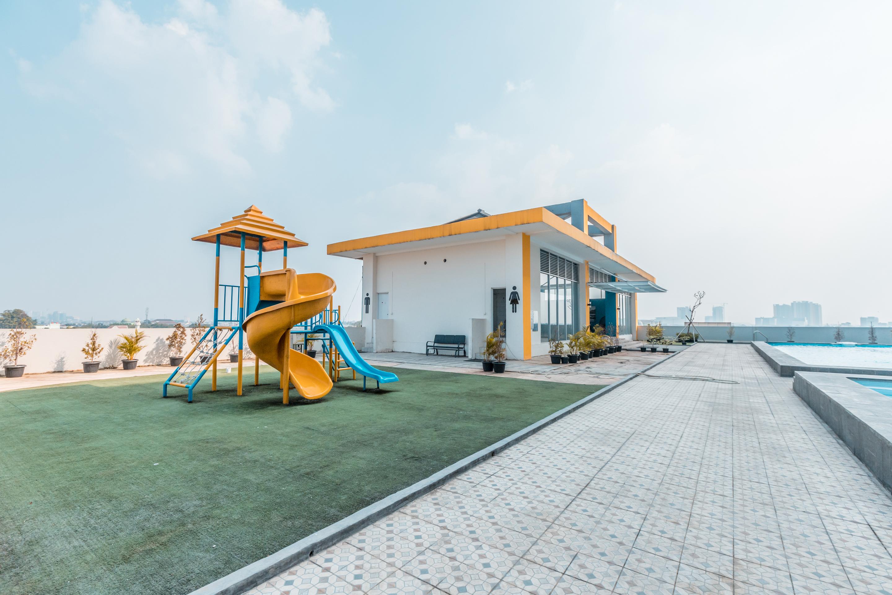 Oyo Flagship 766 Prima Orchard Hotel Bekasi Exterior photo